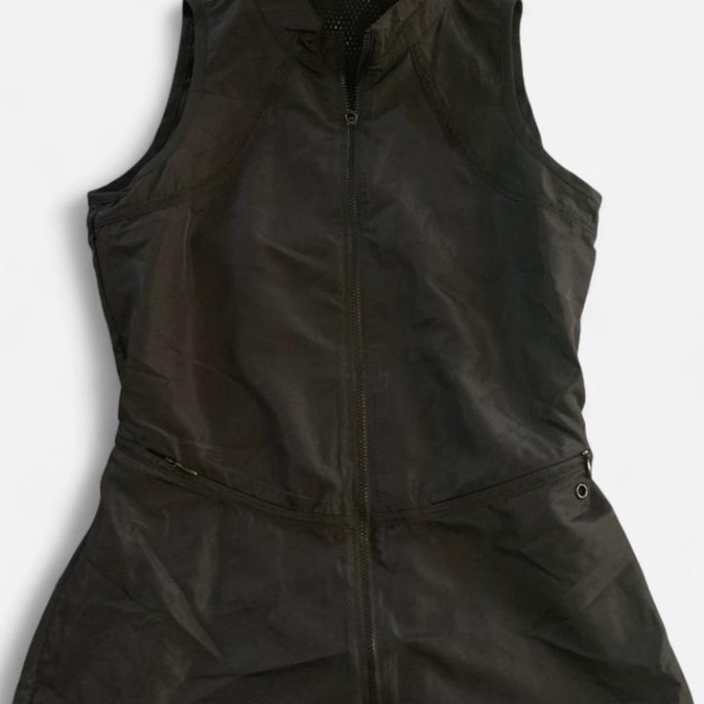 Women's Black Sleeveless Nylon Vest